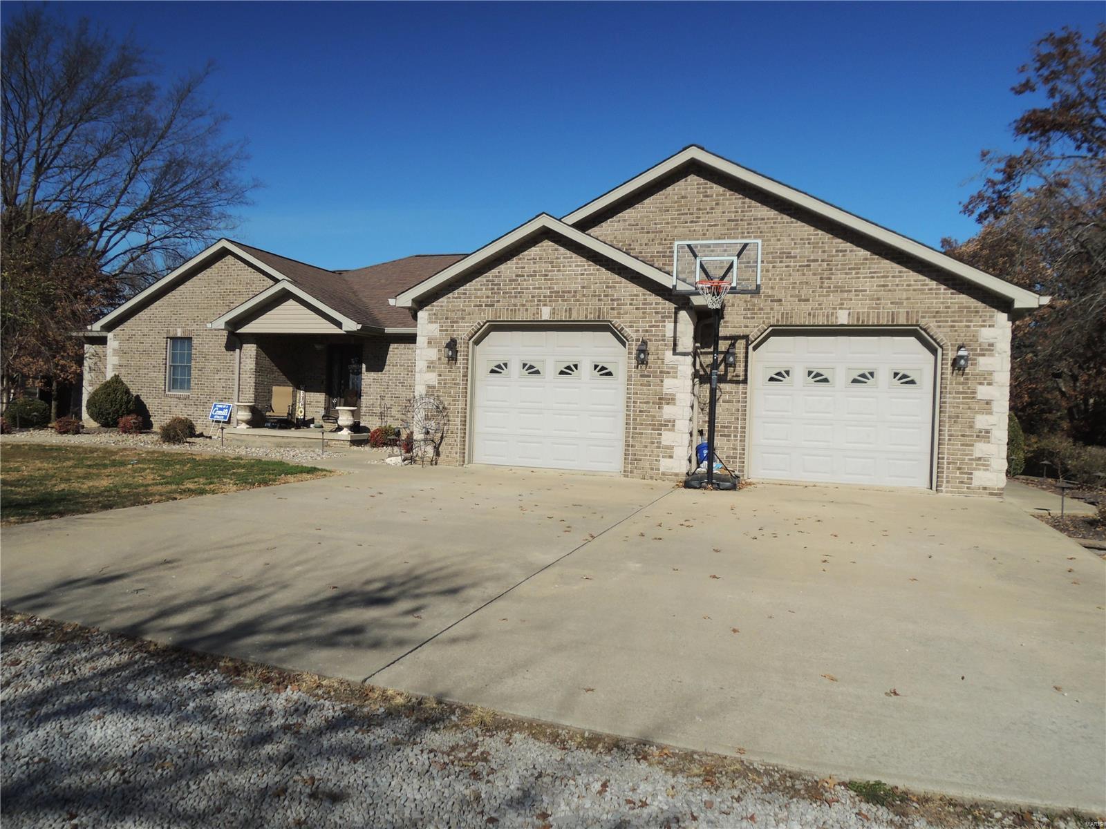 5 Bedroom, 4,960 sq. feet 1151 Campground Trail Greenville, IL