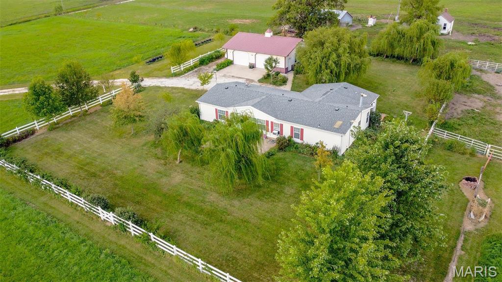 3 Bedroom, 2,036 sq. feet 12974 Monroe Road 633  Santa Fe, MO