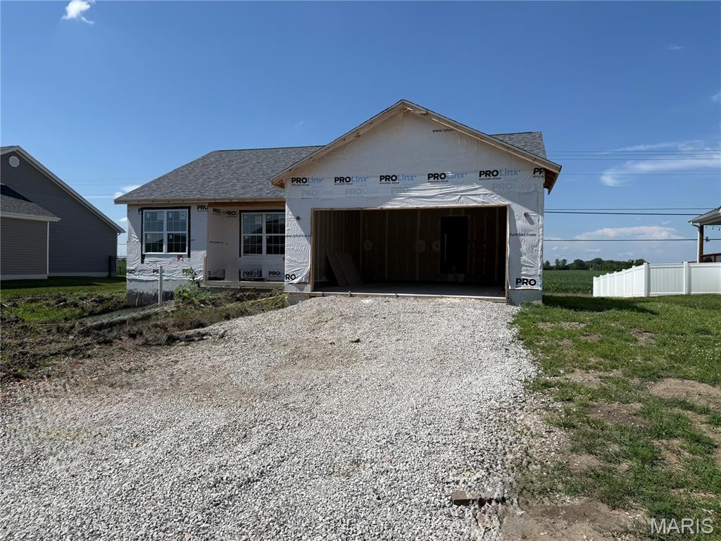 3 Bedroom, 1,505 sq. feet 608 Eisenhower Boulevard Troy, IL