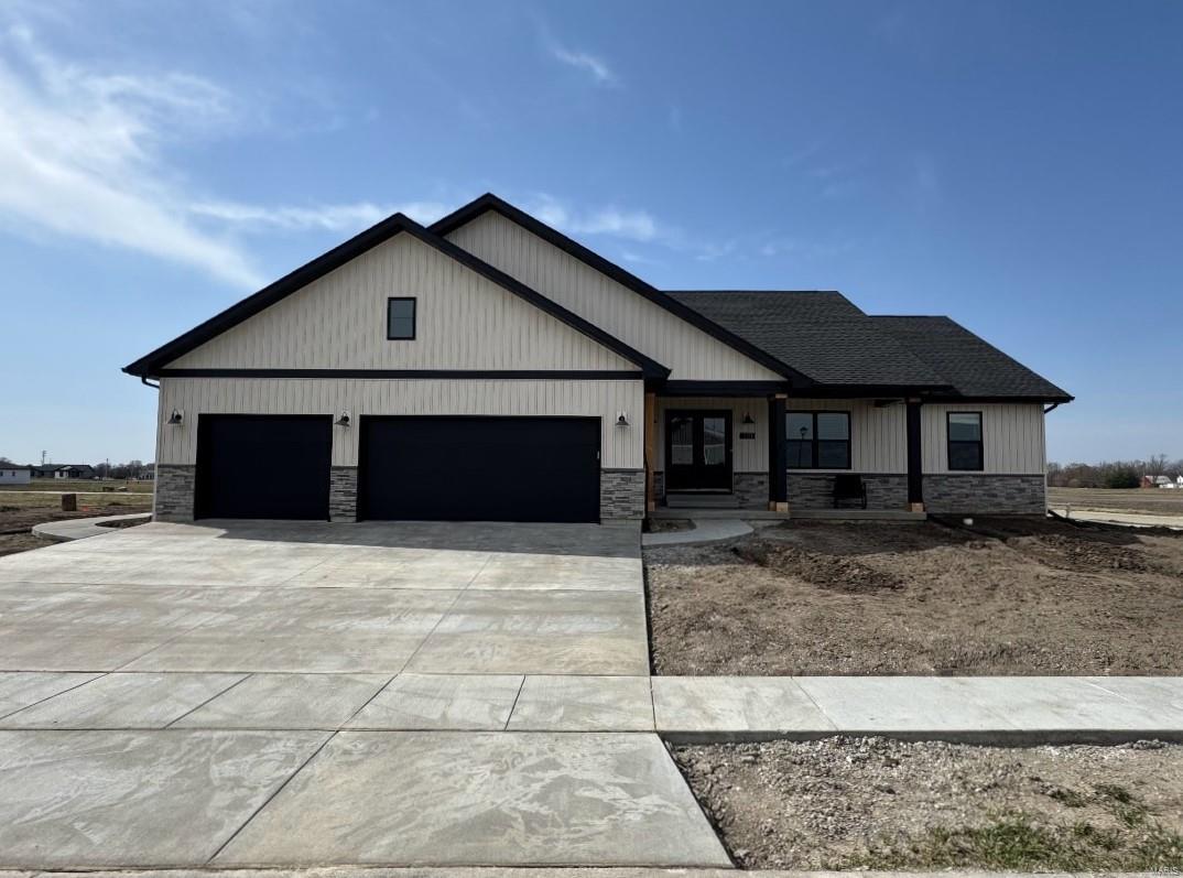 3 Bedroom, 1,750 sq. feet 162 Gabrielle Circle Bethalto, IL