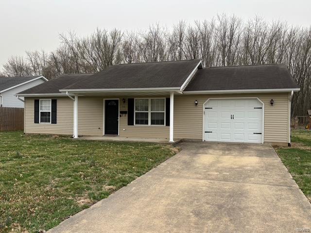 3 Bedroom,  510 Monica Drive Lebanon, IL