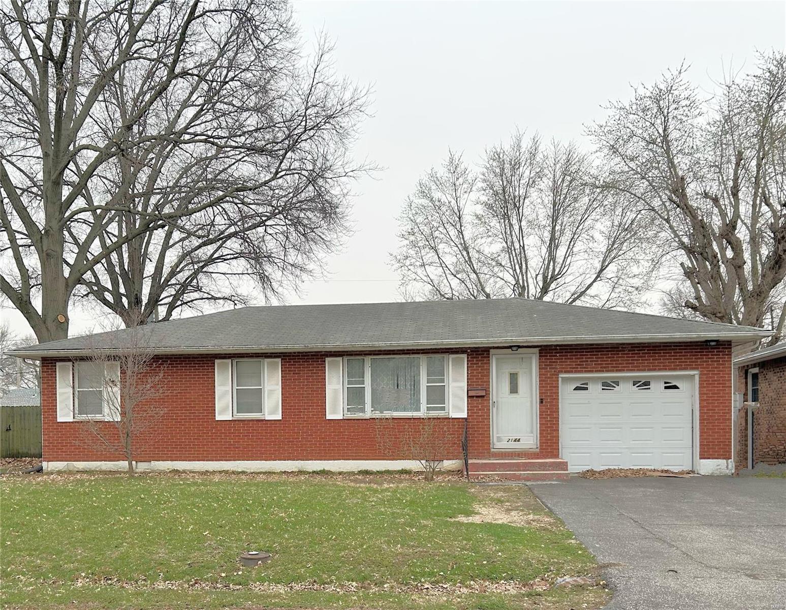 3 Bedroom,  2144 Dawn Place  Granite City, IL