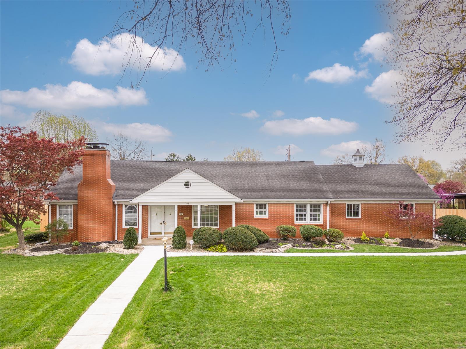 3 Bedroom, 1,776 sq. feet 53 Janday Lane Granite City, IL