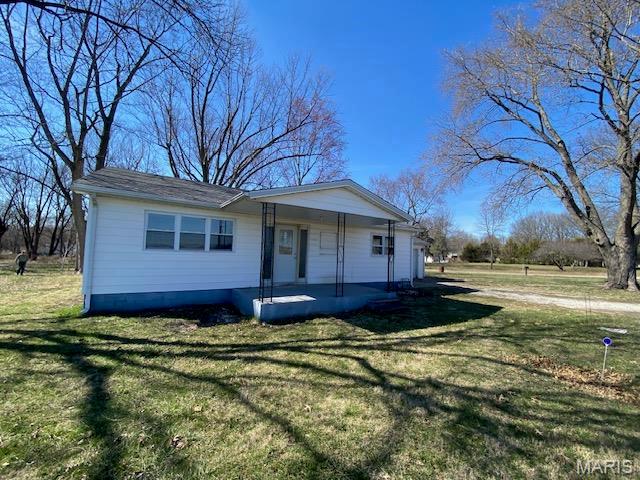 3 Bedroom, 1,440 sq. feet 245 7th Street Nokomis, IL