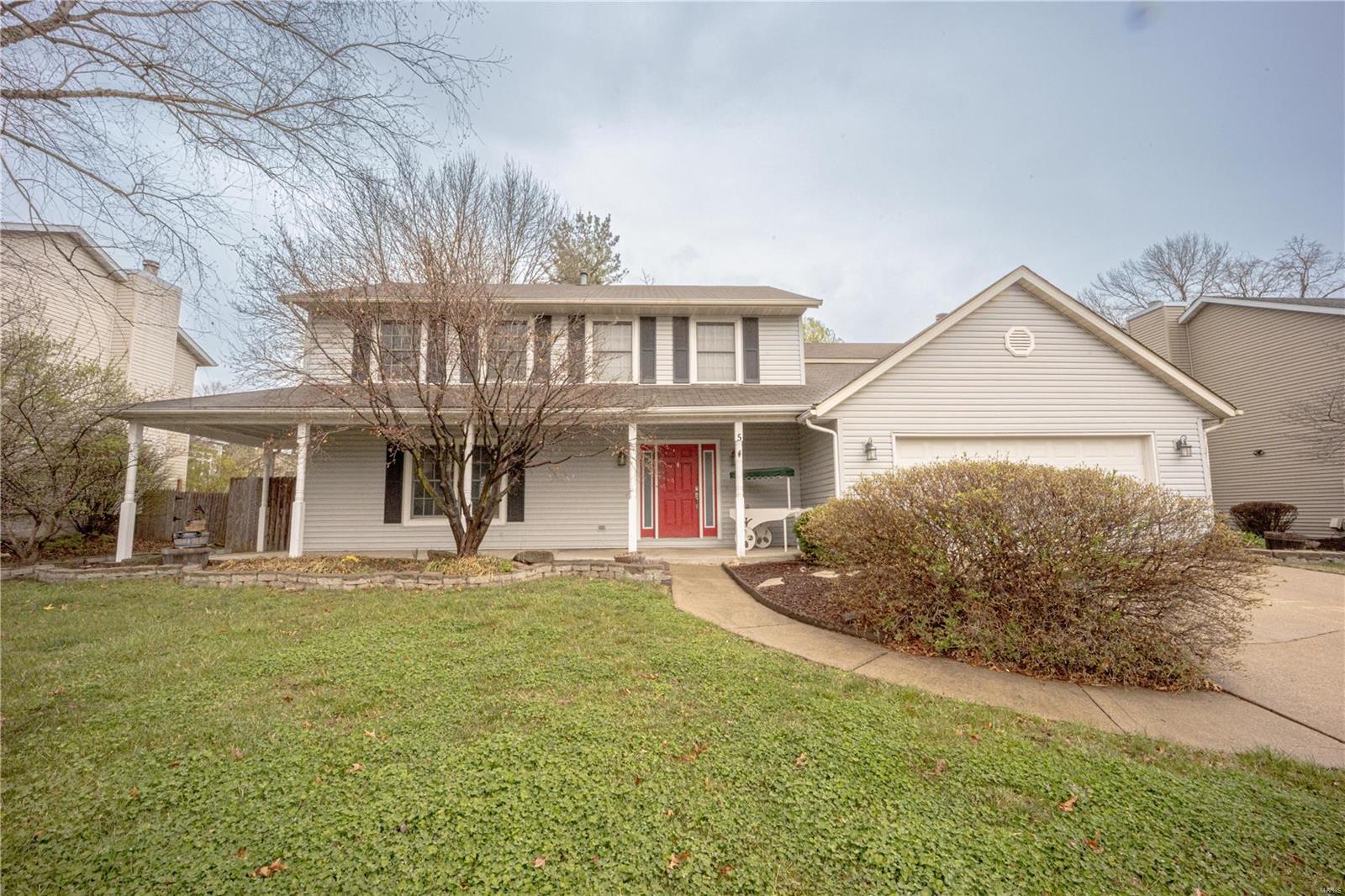 4 Bedroom, 3,850 sq. feet 5 White Birch Lane Collinsville, IL