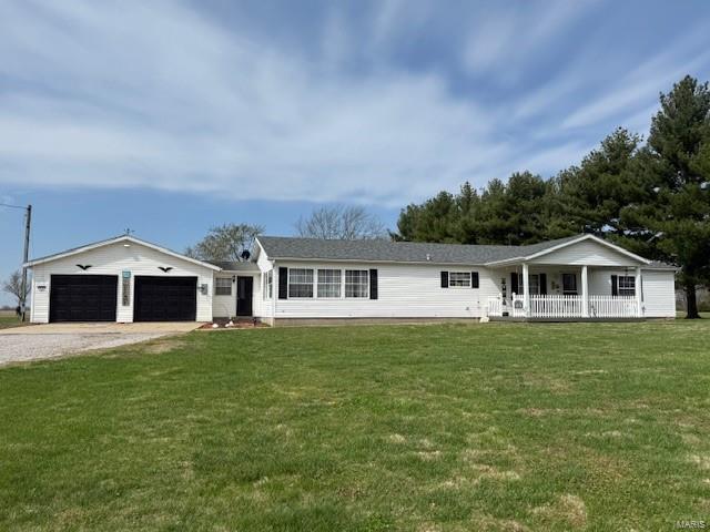 3 Bedroom,  837 Pokey Road Pocahontas, IL