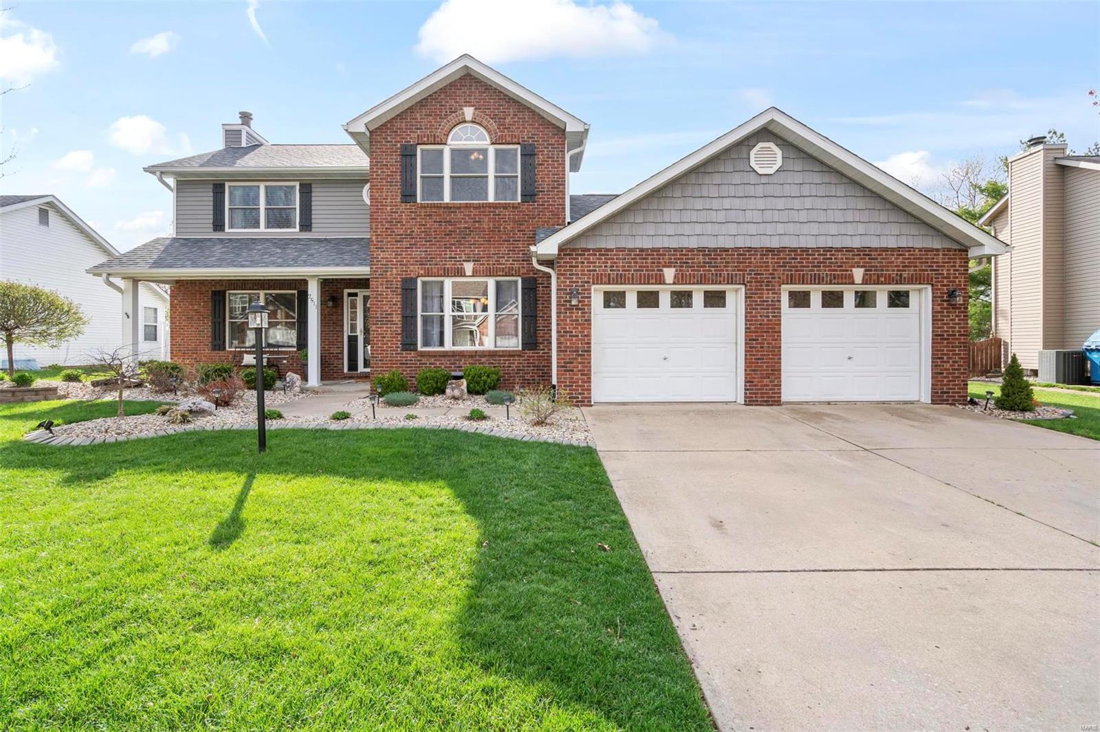 3 Bedroom, 2,456 sq. feet 2511 Hunters Ridge  Edwardsville, IL