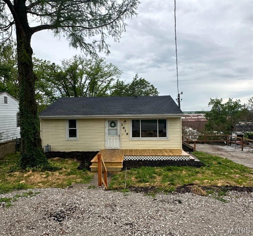 3 Bedroom, 1,100 sq. feet 2619 Plainview Terrace Alton, IL