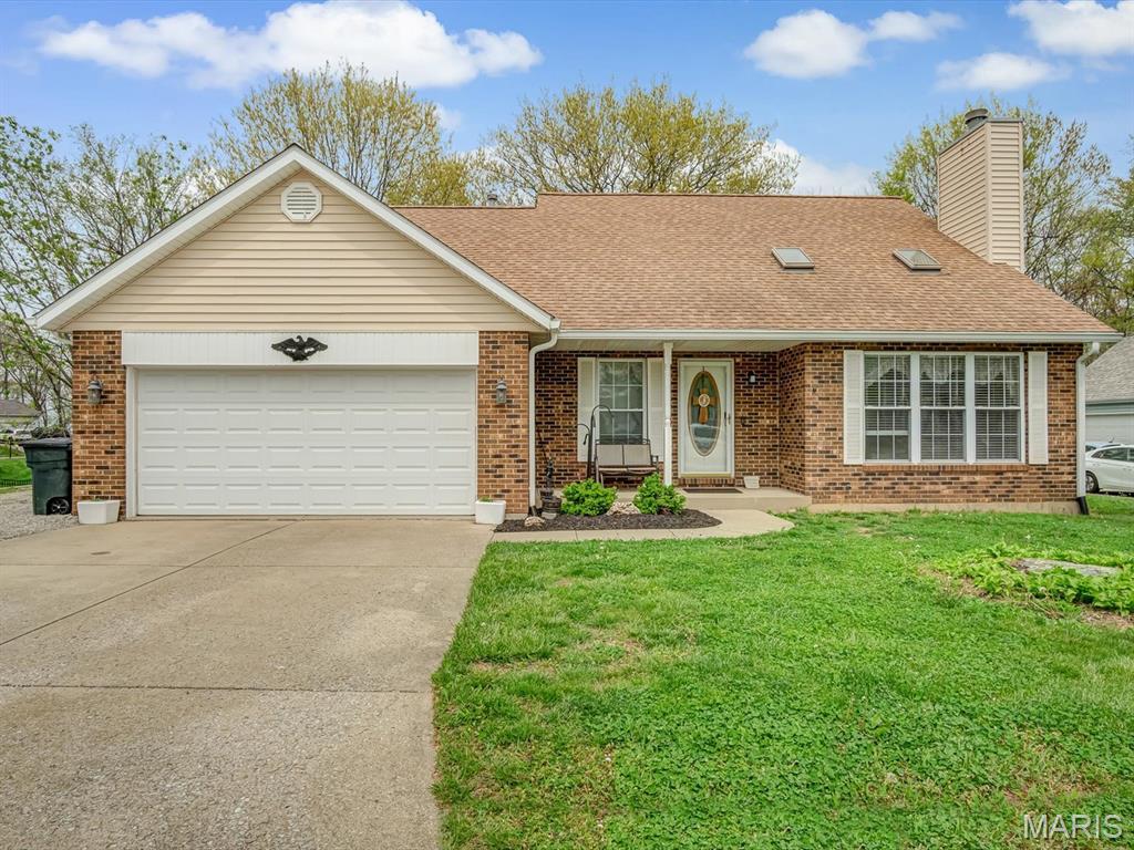 3 Bedroom, 1,785 sq. feet 109 Miller Court Valmeyer, IL