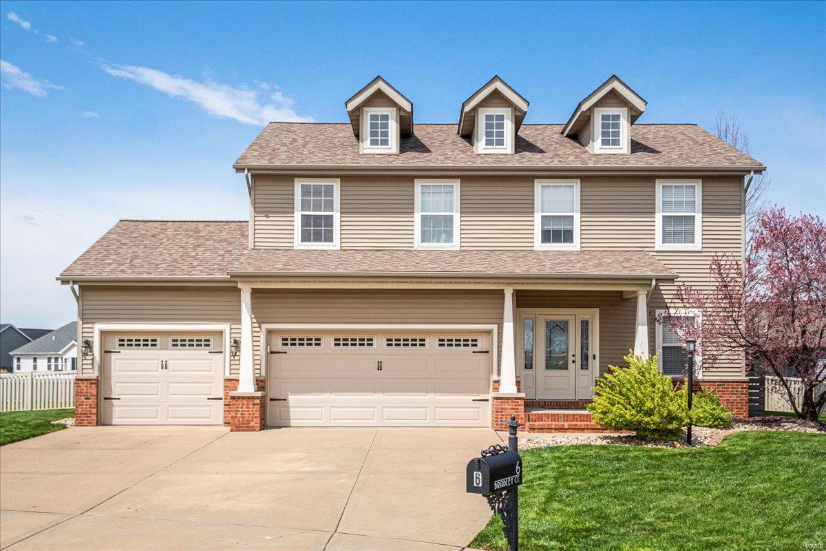 3 Bedroom, 2,268 sq. feet 6 Bradley Court Troy, IL