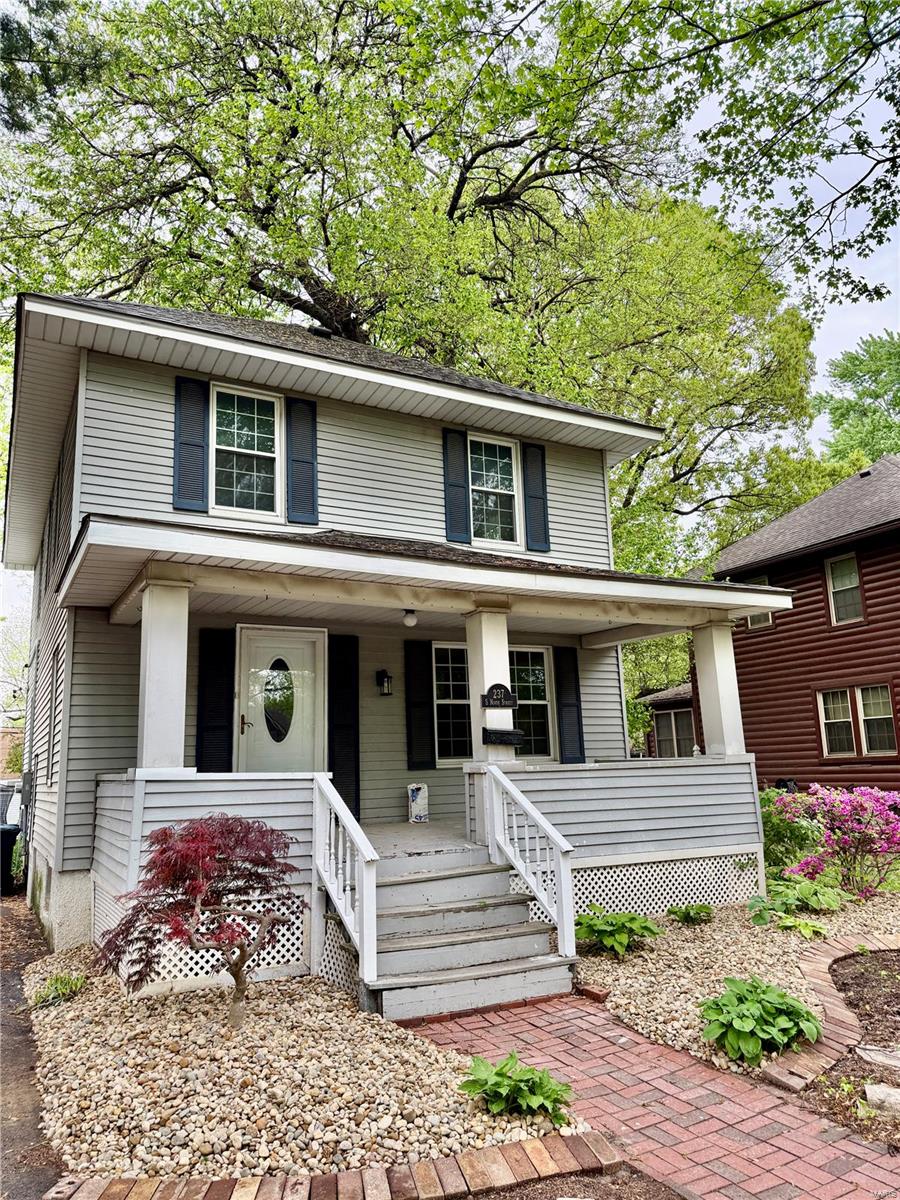 4 Bedroom, 1,808 sq. feet 237 9th Street Wood River, IL