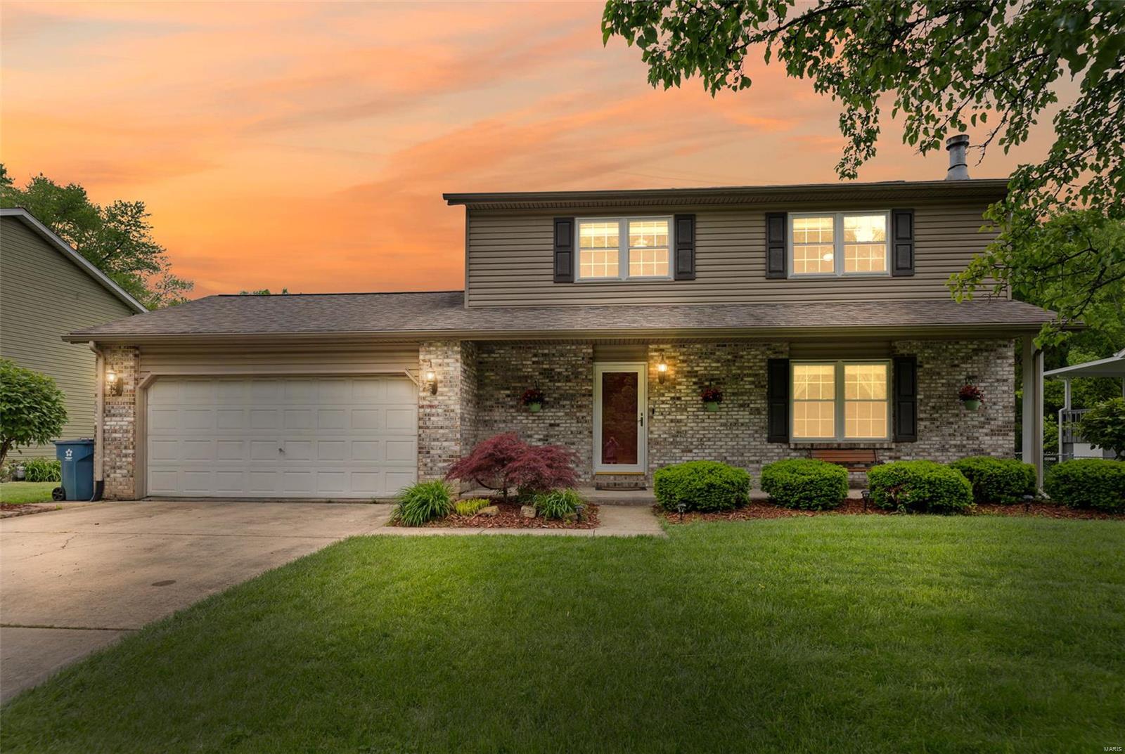 3 Bedroom, 2,428 sq. feet 102 Davis Place Collinsville, IL