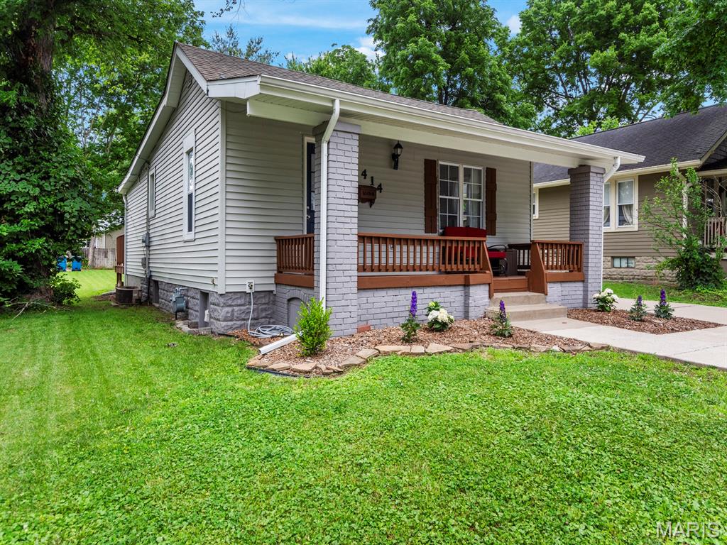 2 Bedroom,  414 Plum Street Edwardsville, IL