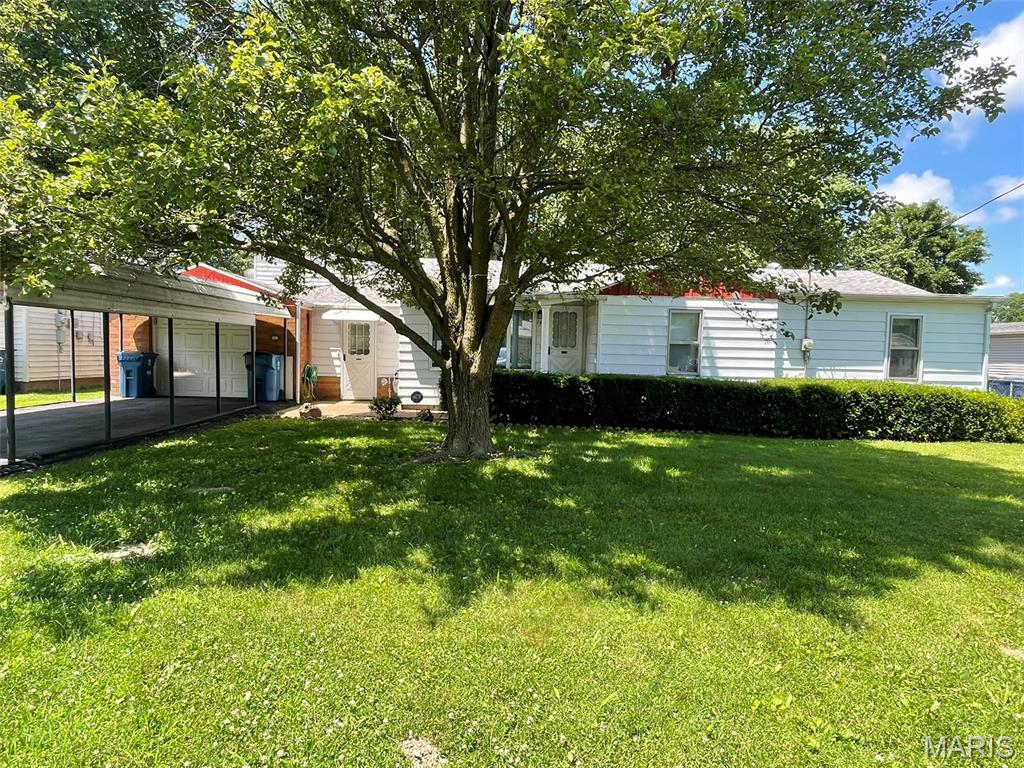3 Bedroom, 1,379 sq. feet 144 Kingdom Street Bethalto, IL