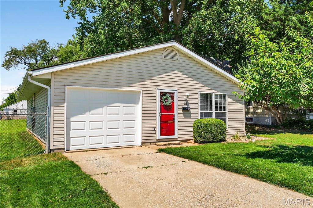 3 Bedroom, 984 sq. feet 117 1st Avenue Edwardsville, IL