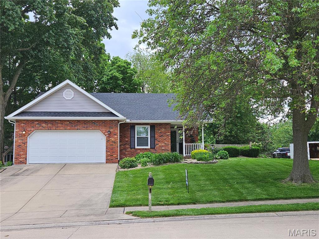 3 Bedroom,  700 Vassar Drive Edwardsville, IL