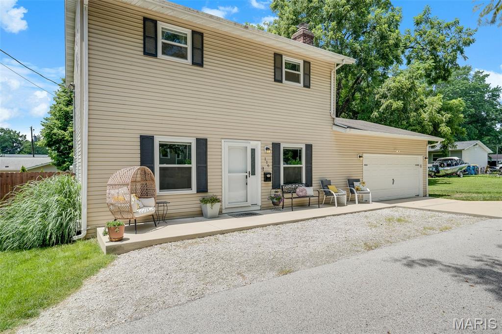 3 Bedroom,  116 Washington Street Troy, IL