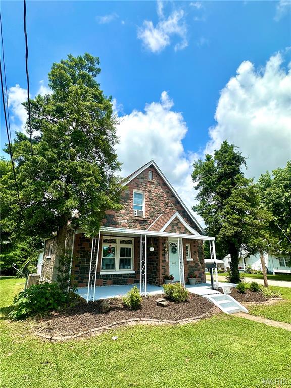3 Bedroom, 1,064 sq. feet 600 Marshall Street Fredericktown, MO