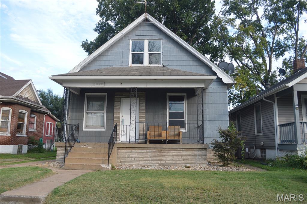 3 Bedroom, 780 sq. feet 2426 Grand Avenue Granite City, IL