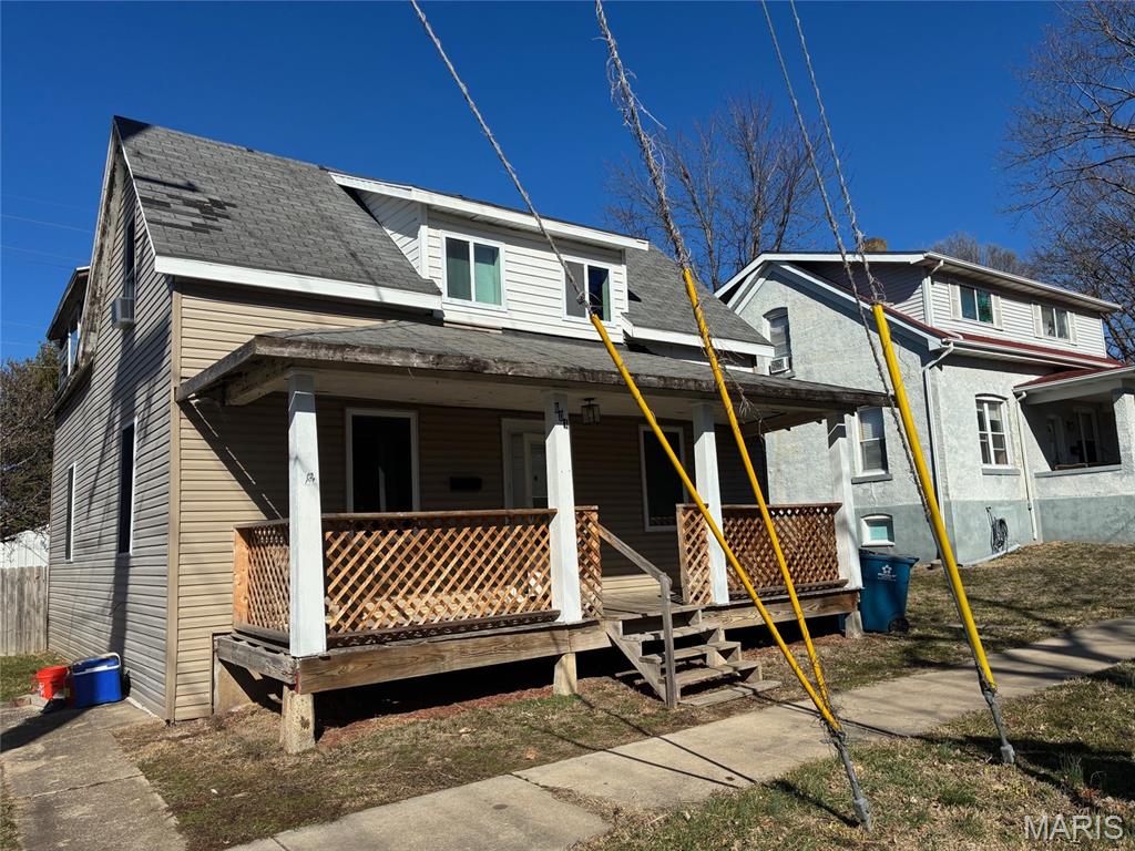 3 Bedroom, 1,393 sq. feet 601 8th Street Highland, IL