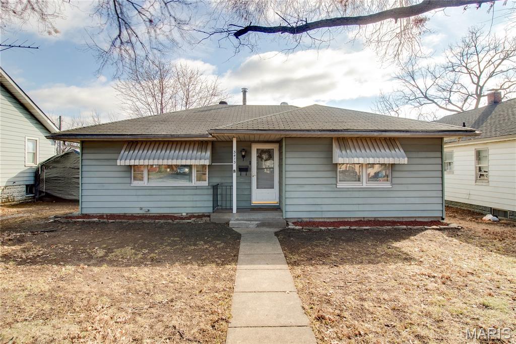 2 Bedroom, 1,052 sq. feet 3413 Milton Drive Alton, IL