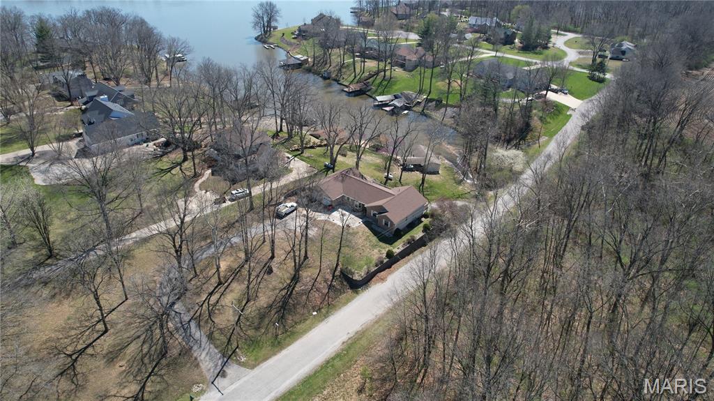 4 Bedroom, 3,600 sq. feet 7 Denzel Drive Greenville, IL