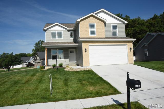 4 Bedroom, 2,198 sq. feet 3160 Birmingham Drive Glen Carbon, IL
