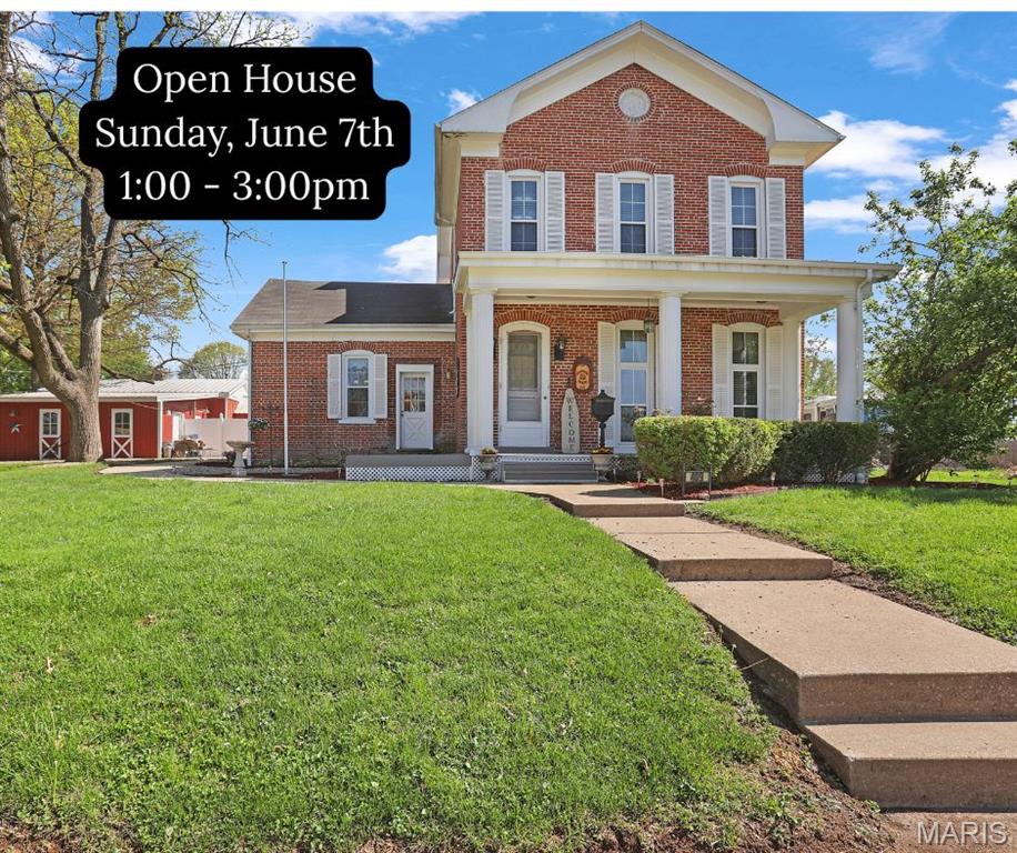 2 Bedroom, 2,296 sq. feet 409 Central Street Bethalto, IL