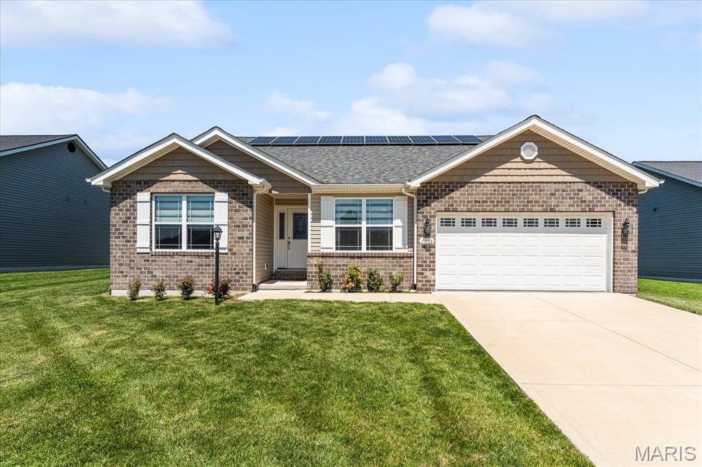 4 Bedroom, 1,988 sq. feet 7053 Richmond Drive Glen Carbon, IL