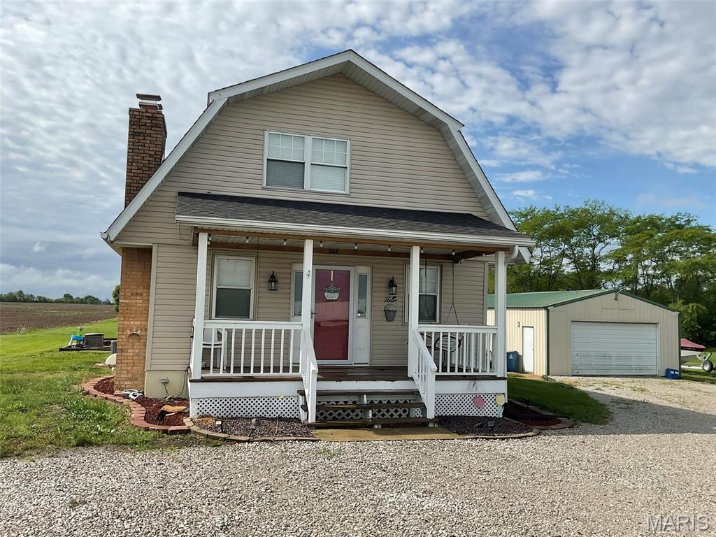 2 Bedroom, 2,046 sq. feet 304 STATE AVE  Pocahontas, IL