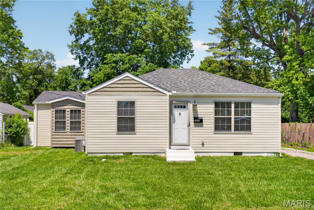 3 Bedroom, 1,267 sq. feet 115 Rainbow Drive Collinsville, IL