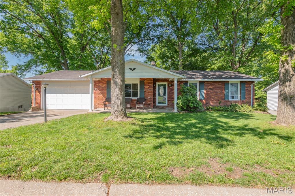 4 Bedroom, 2,099 sq. feet 5 Beatrice Court East Alton, IL