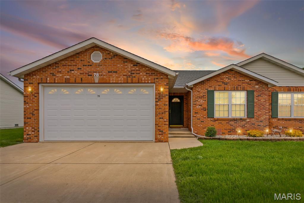 2 Bedroom, 1,263 sq. feet 78 Parkside Drive Bethalto, IL