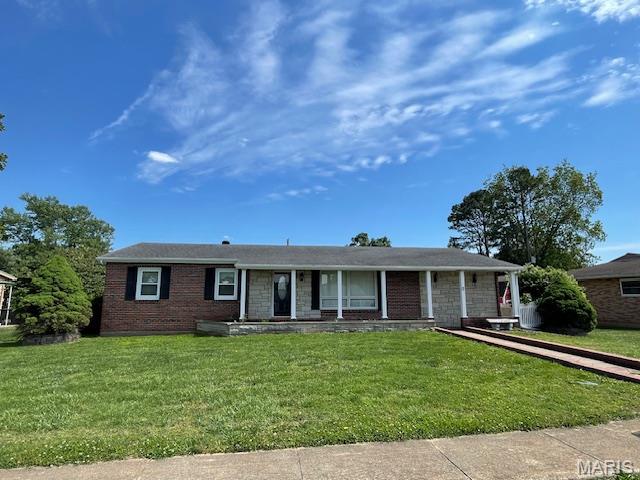 3 Bedroom, 1,485 sq. feet 7 Hillcrest Drive Fredericktown, MO