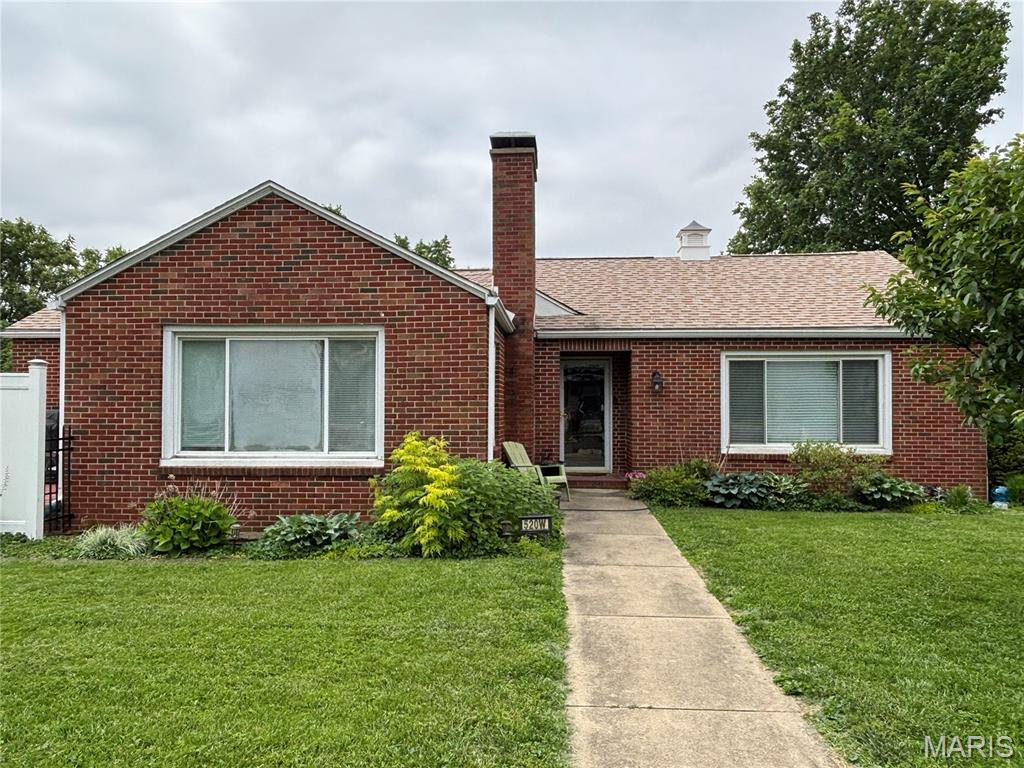 2 Bedroom, 1,476 sq. feet 520 Main Street Greenville, IL