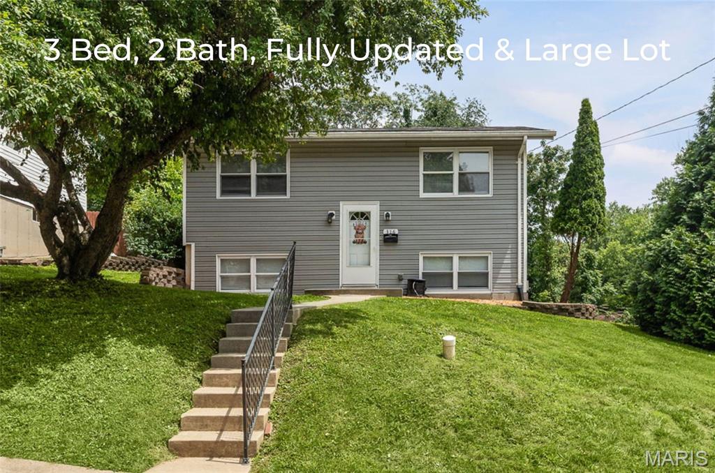 3 Bedroom, 1,440 sq. feet 316 Locust Street Edwardsville, IL