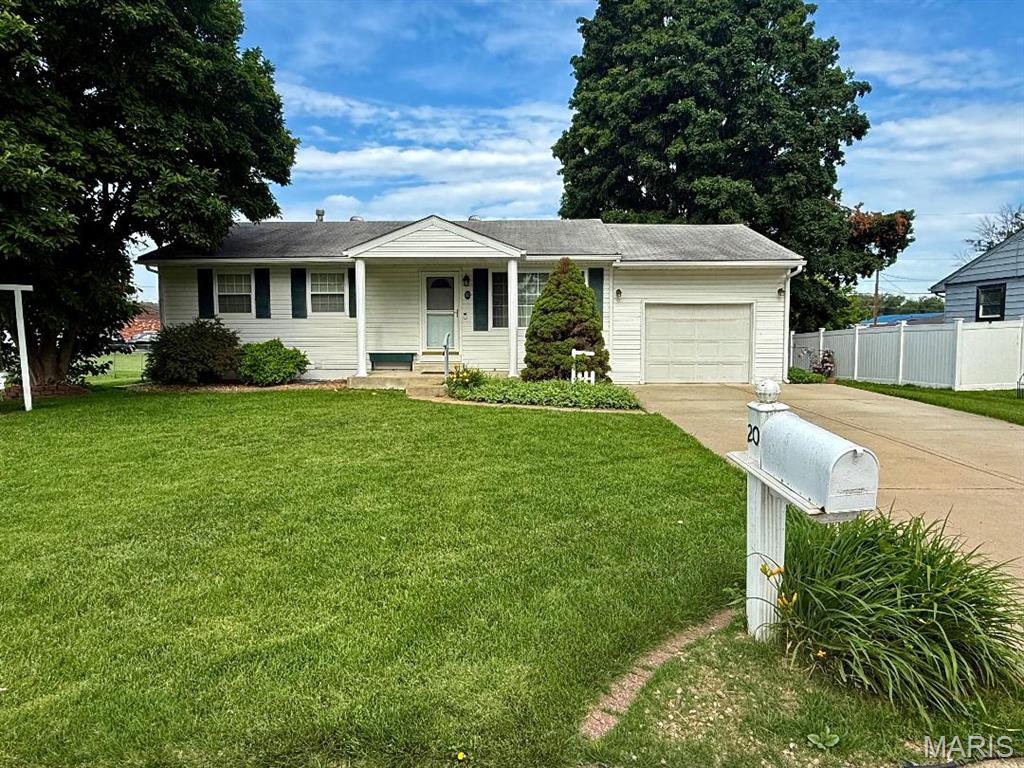 3 Bedroom, 1,176 sq. feet 20 Tulip Avenue Granite City, IL