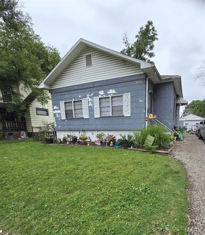 3 Bedroom, 1,116 sq. feet 2316 24th Street Granite City, IL