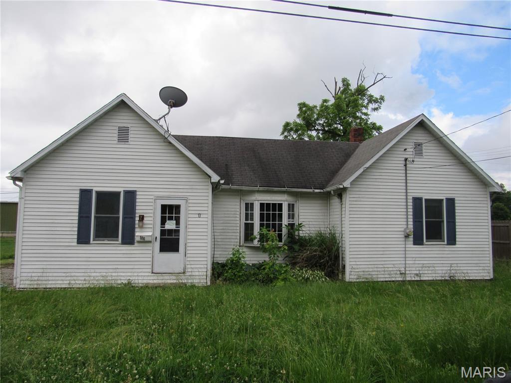 3 Bedroom, 1,128 sq. feet 806 washington  Greenville, IL