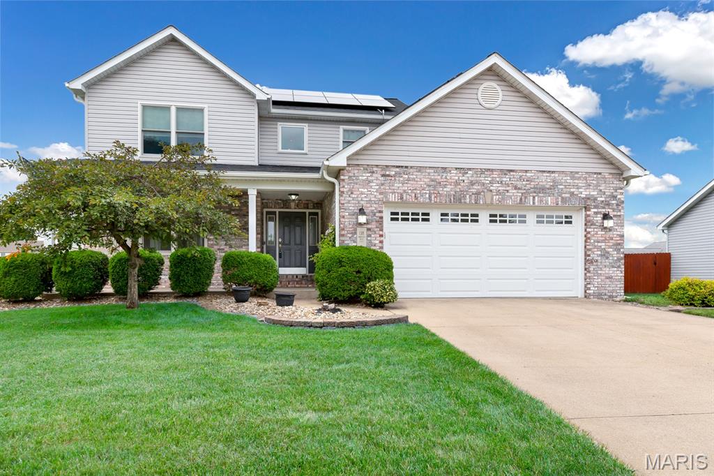 3 Bedroom, 2,716 sq. feet 138 Emerald Way Granite City, IL