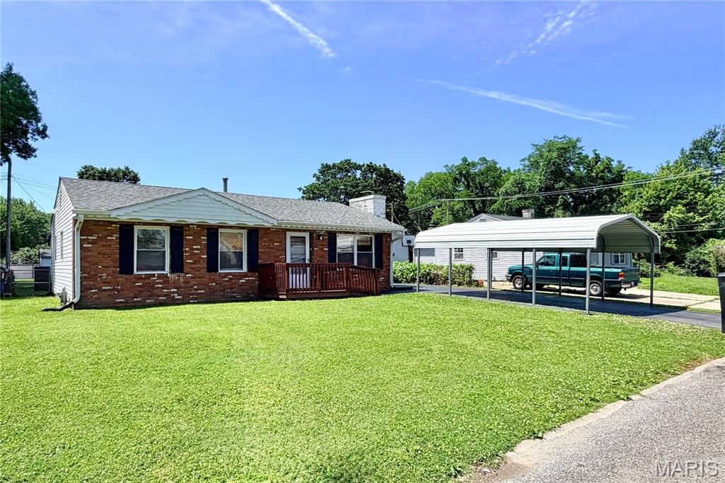 3 Bedroom, 925 sq. feet 2404 Meadowlane Drive Mitchell, IL
