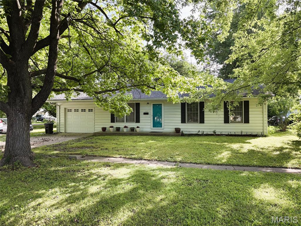 3 Bedroom, 1,637 sq. feet 428 Walker Street Montgomery City, MO