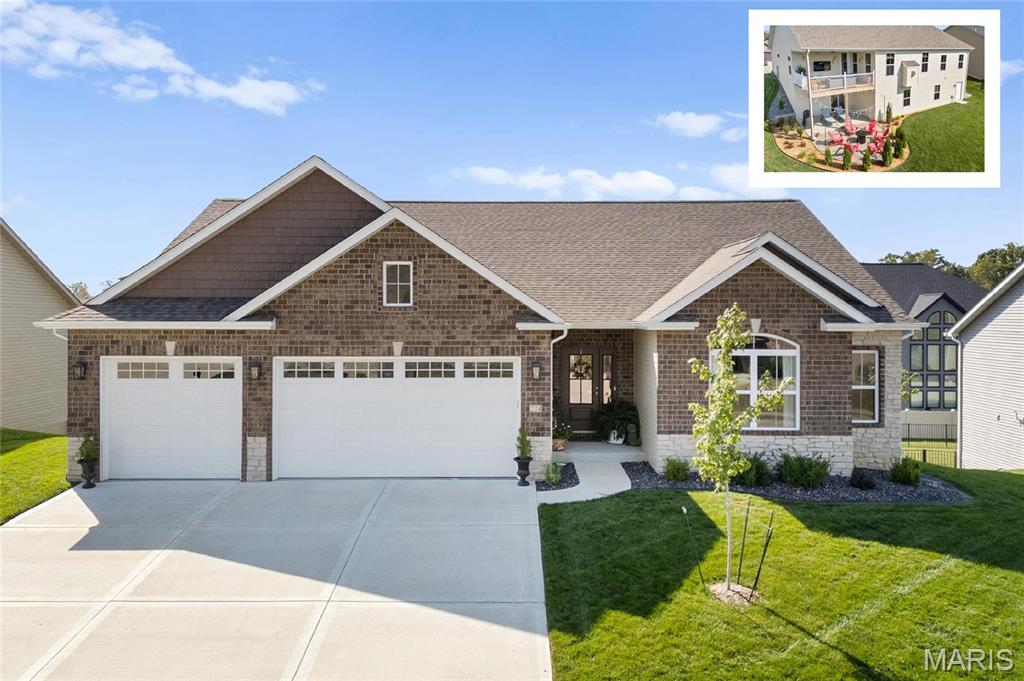 4 Bedroom, 2,866 sq. feet 224 Meridian Oaks Drive Glen Carbon, IL