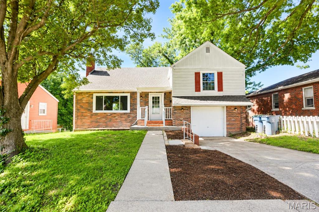 3 Bedroom, 1,800 sq. feet 738 Bond Avenue Collinsville, IL