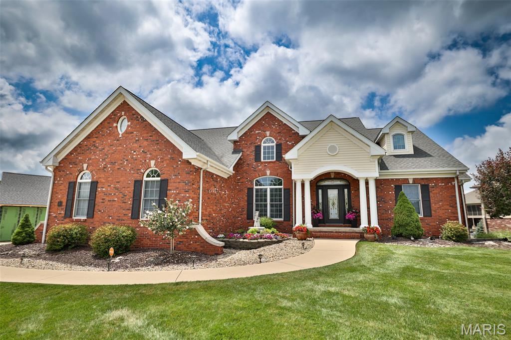 4 Bedroom, 4,544 sq. feet 101 Waterfall Court Glen Carbon, IL