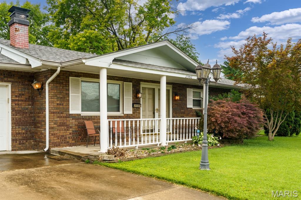 3 Bedroom, 1,764 sq. feet 2560 Stratford Lane Granite City, IL