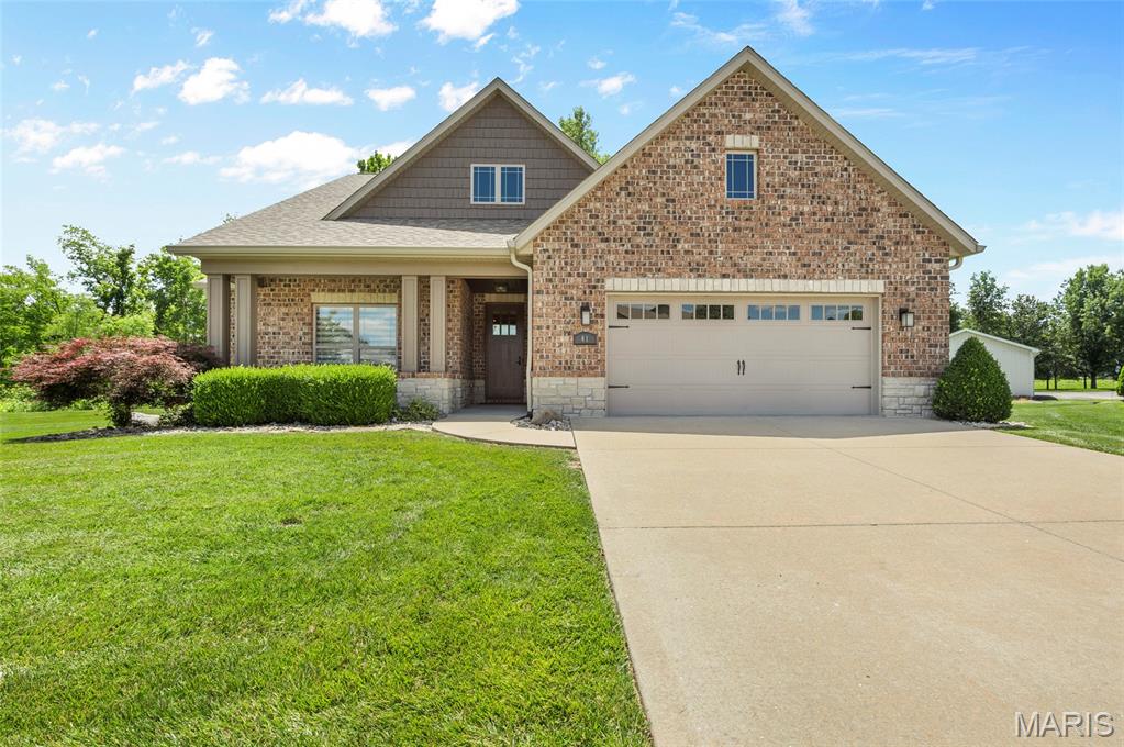 3 Bedroom, 3,151 sq. feet 41 Nickel Plate Drive Edwardsville, IL