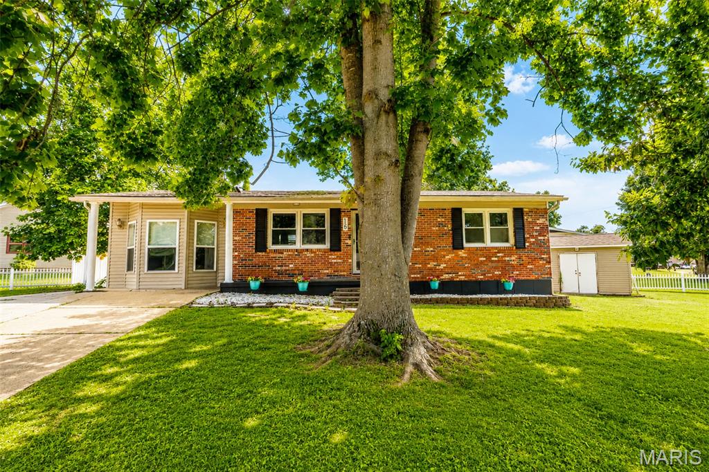 2 Bedroom, 2,007 sq. feet 16 Hillcrest Drive Fredericktown, MO