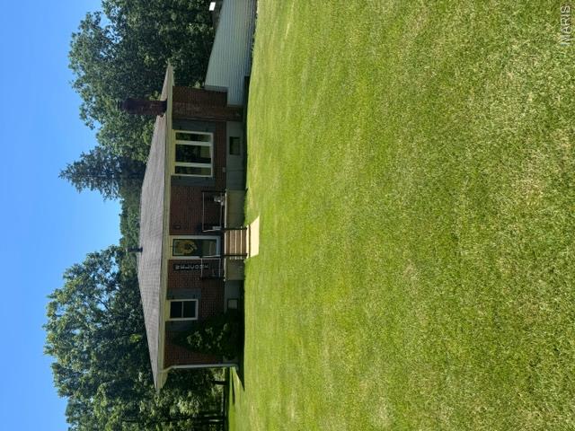 3 Bedroom, 2,132 sq. feet 11367 Highway C  Annapolis, MO