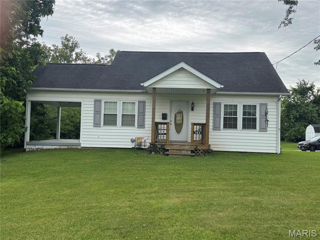 2 Bedroom, 1,216 sq. feet 761 2nd Street Bethalto, IL